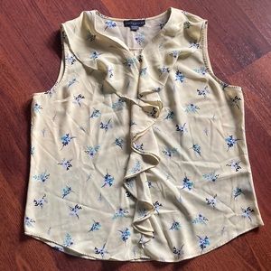 Ruffled sleeveless top